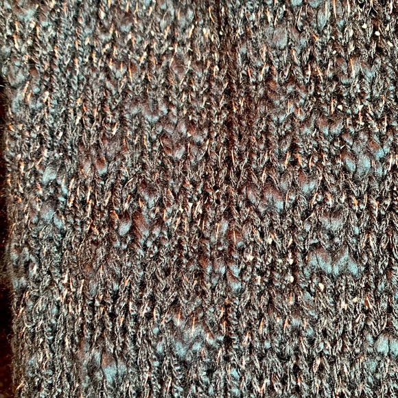 Elan Hi Lo Metallic Sweater With Open Knit Back NEW! - Picture 6 of 7